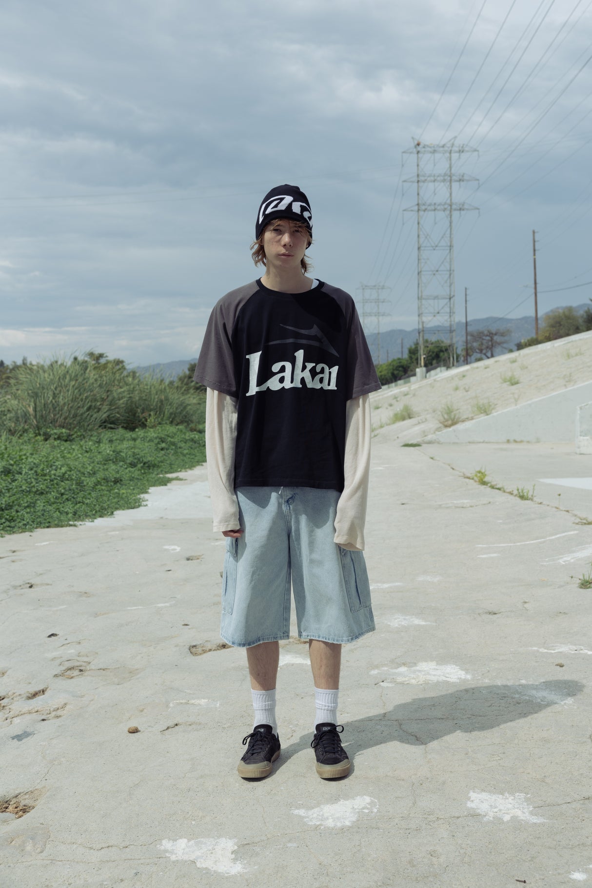 Double Layer Raglan Longsleeve - Black