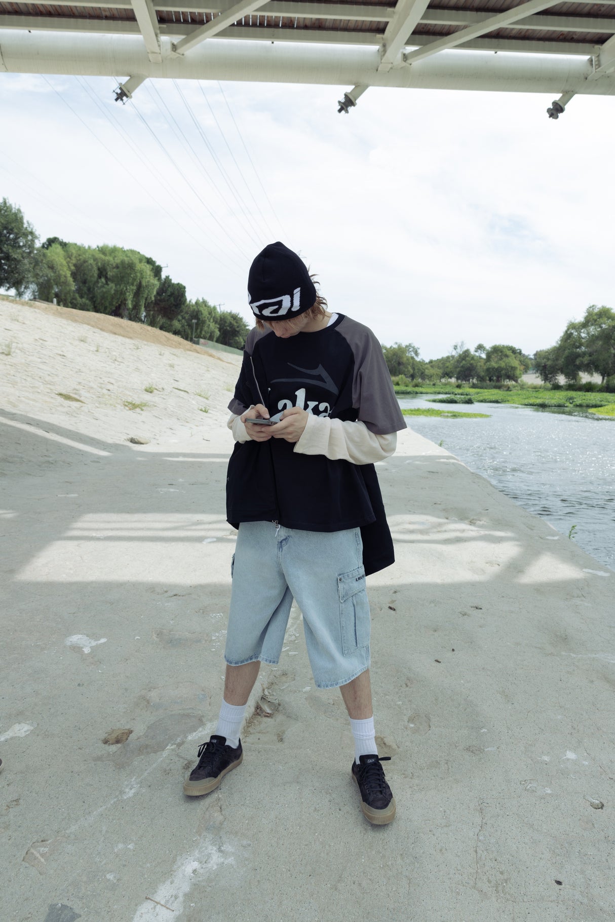 Double Layer Raglan Longsleeve - Black