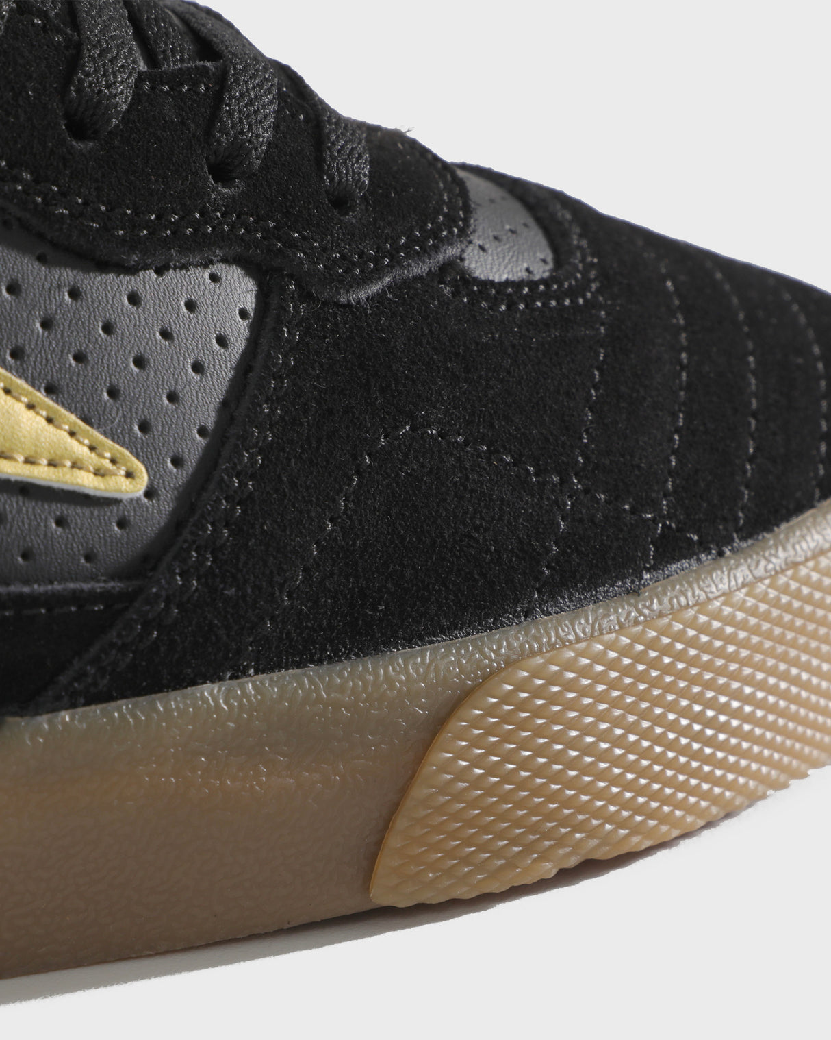 Cambridge - Bastien Salabanzi