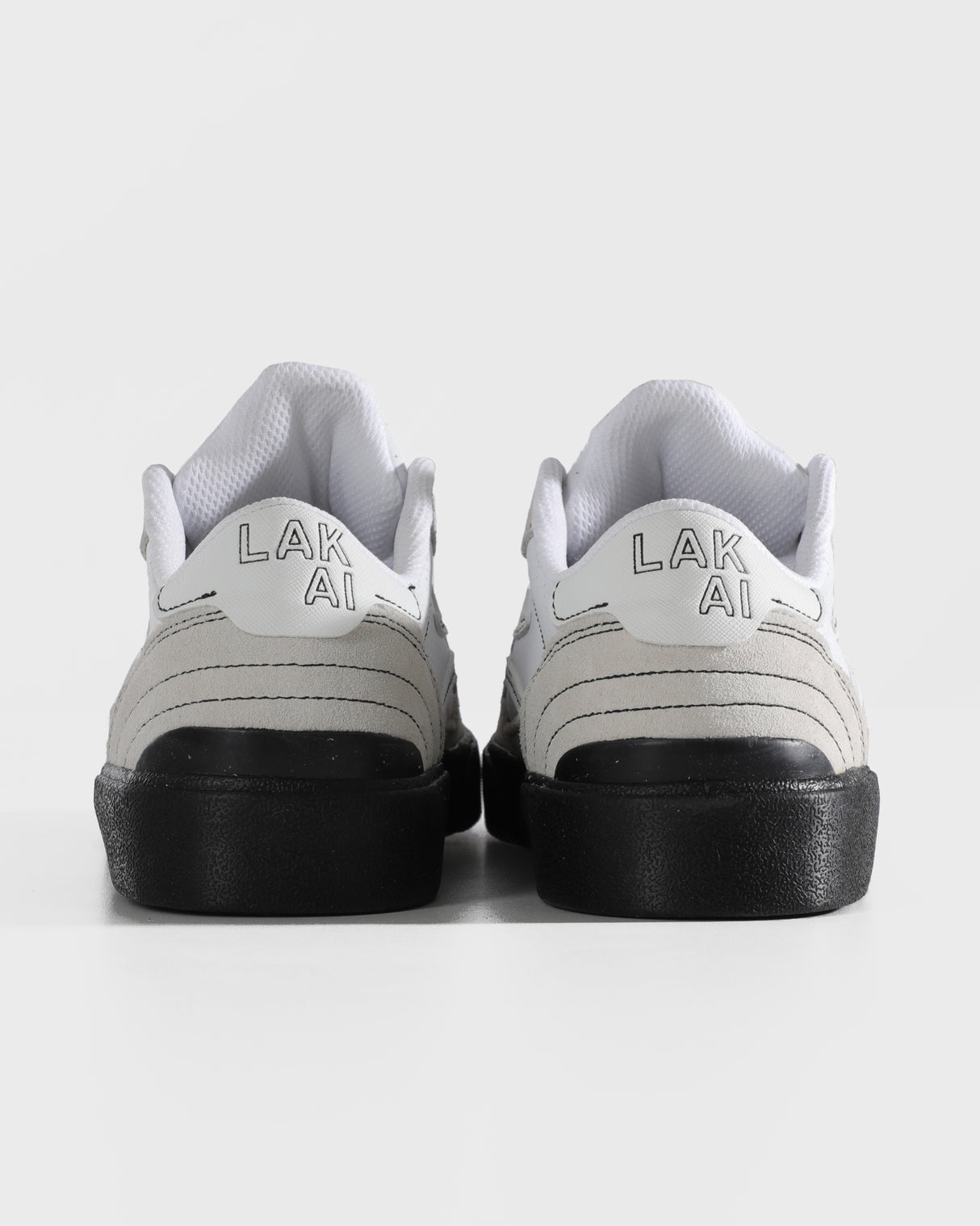 Cambridge - Elite Macbalife Black White