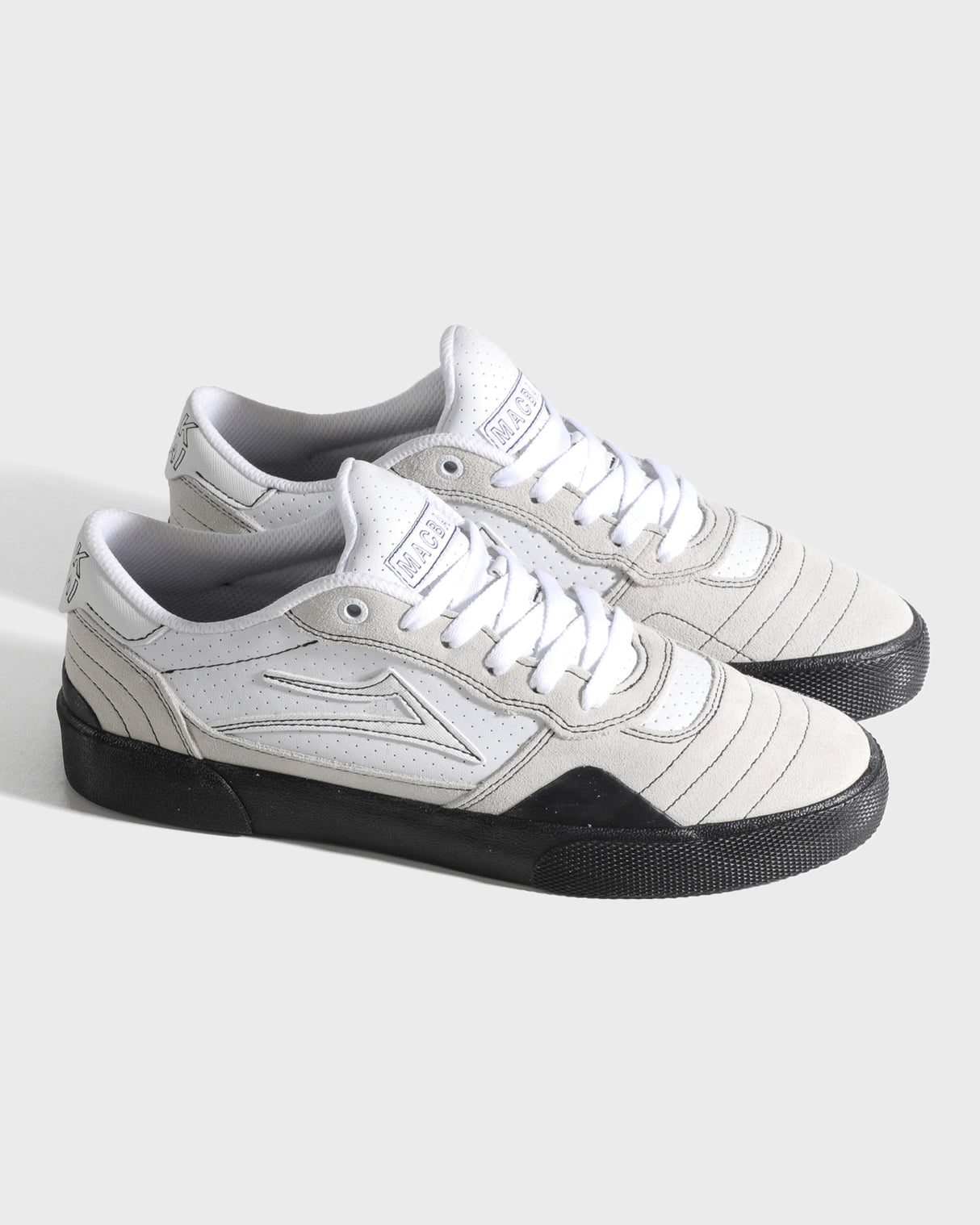 Cambridge - Elite Macbalife Black White