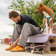 Cambridge - Orange Suede