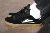 Cambridge - Black/Gum Suede