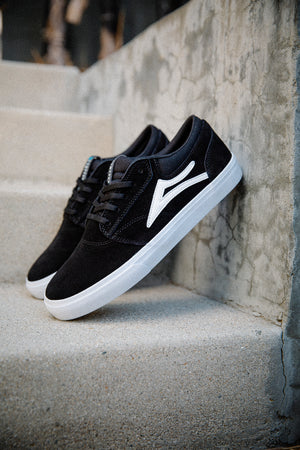 Griffin - Black Suede