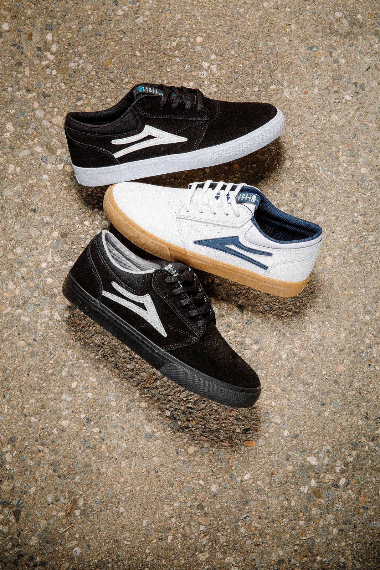 Griffin - Black Suede