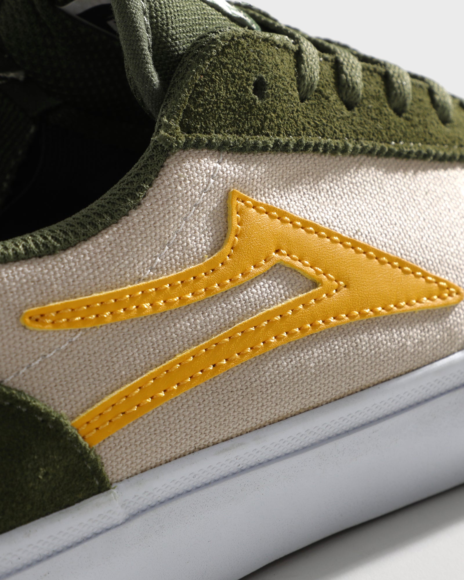 Manchester - Chive Suede - Mens Shoes - Skate Vulcanized | Lakai